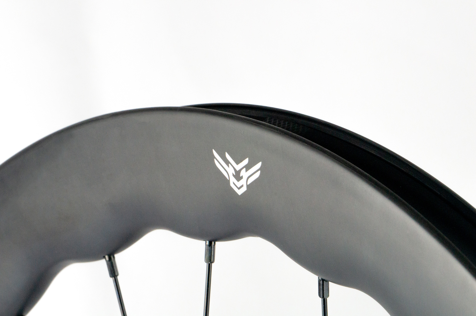 寬框設計・穩定再進化